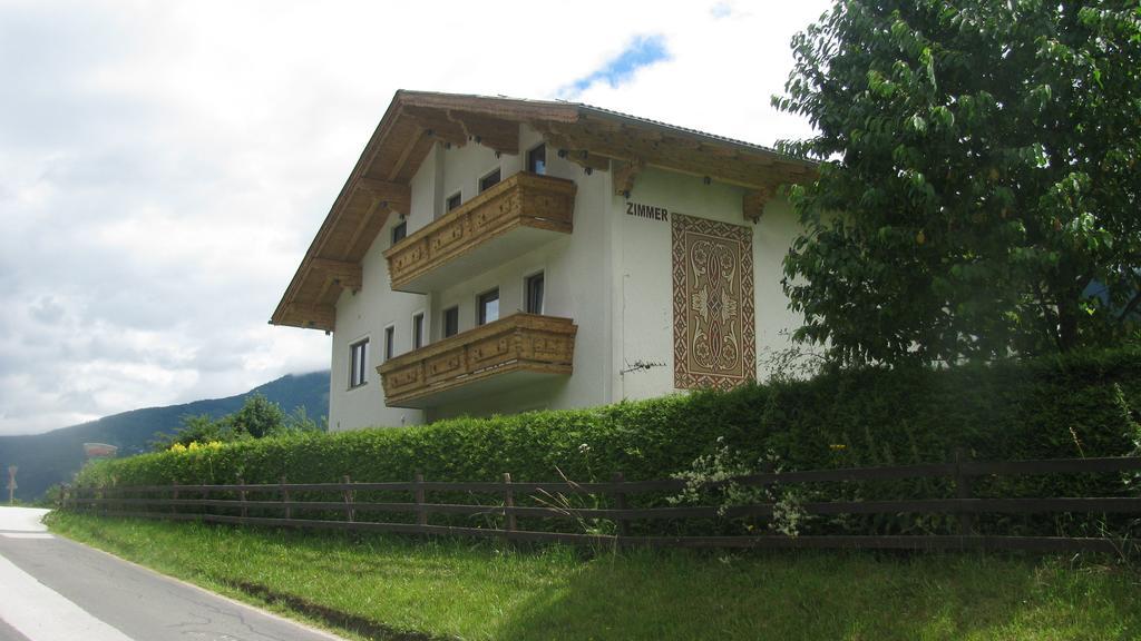 Hotel Gaestehaus Zum Steirischen Kuss Aich  Zewnętrze zdjęcie