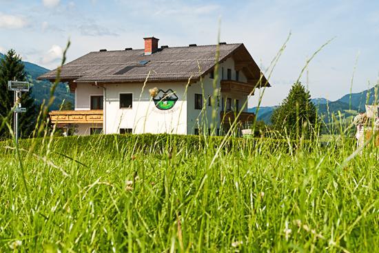 Hotel Gaestehaus Zum Steirischen Kuss Aich  Zewnętrze zdjęcie