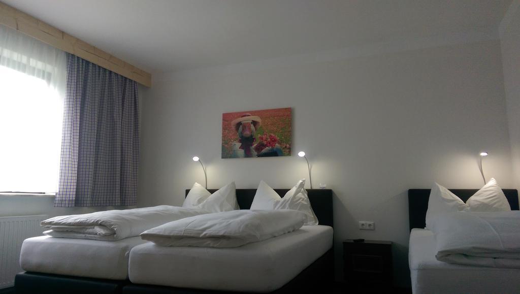 Gaestehaus Zum Steirischen Kuss Aich  Zewnętrze zdjęcie